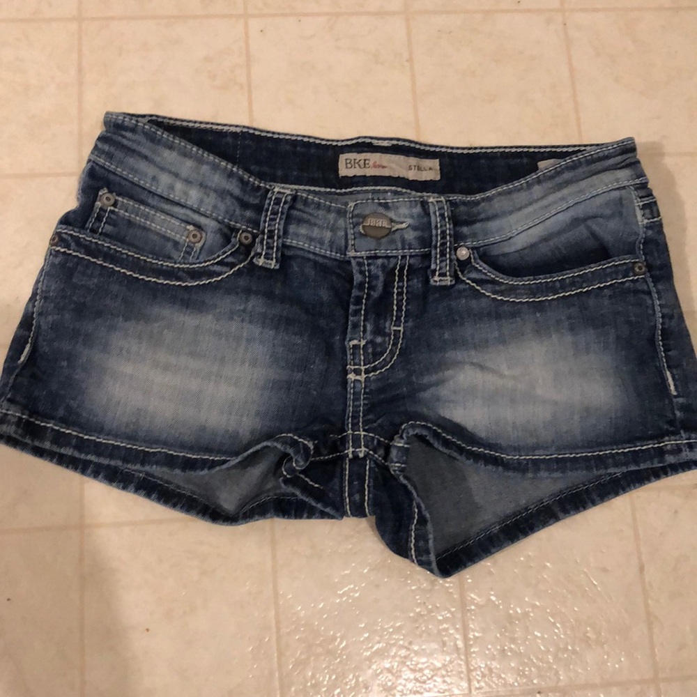 BKE stella shorts